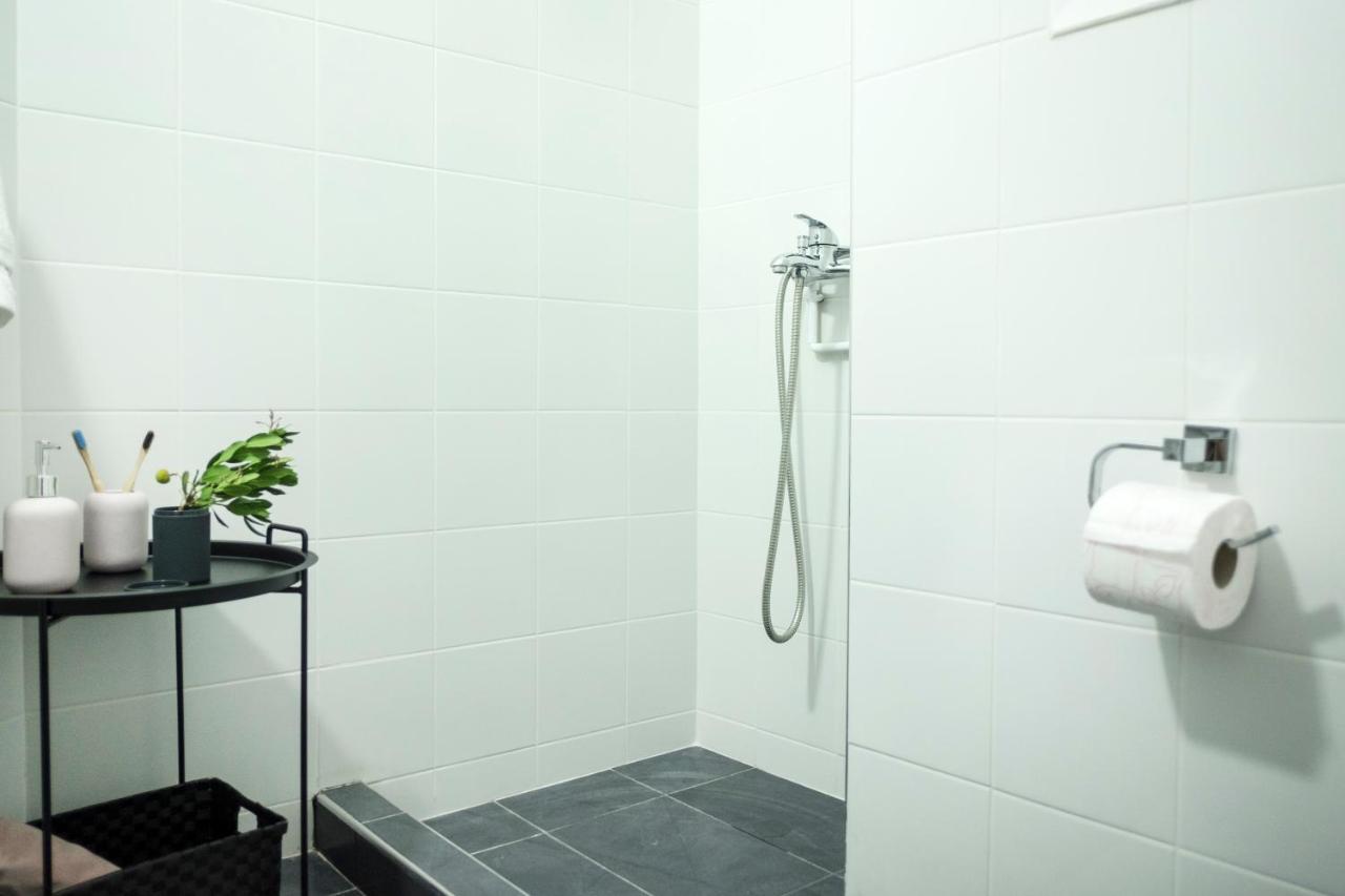 Apartament Live Life Ermou Ateny Zewnętrze zdjęcie